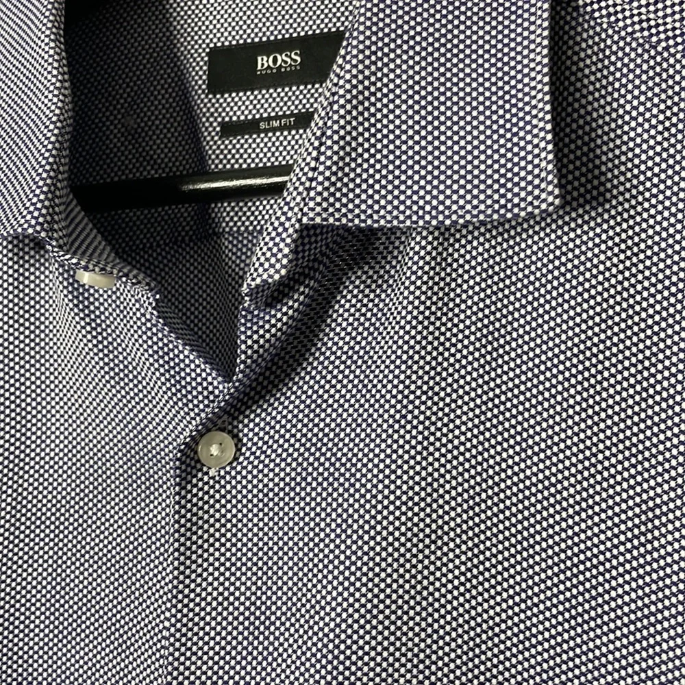 Hugo Boss Button Down - Picture 2 of 3